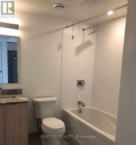 1902 - 18 Maitland Terrace, Toronto, ON - Indoor Photo Showing Bathroom