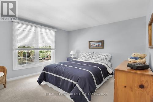 734 Griffith Street, London, ON - Indoor Photo Showing Bedroom
