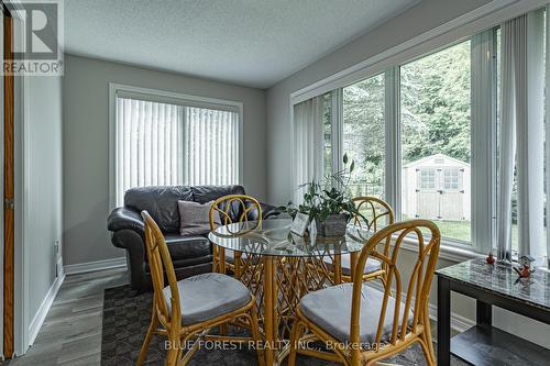 77 Woodvale Drive, Thames Centre (Dorchester), ON - Indoor Photo Showing Dining Room