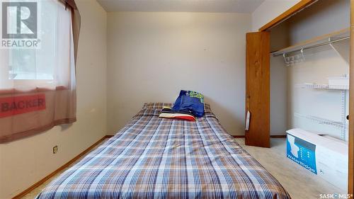 3321 Brookshire Lane, Regina, SK - Indoor Photo Showing Bedroom