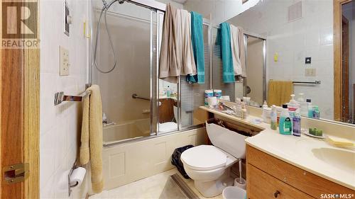 3321 Brookshire Lane, Regina, SK - Indoor Photo Showing Bathroom