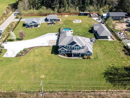 2495 Graham Rd, Courtenay, BC 