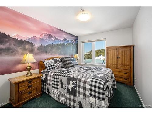 313-1320 Henry Rd, Courtenay, BC - Indoor Photo Showing Bedroom