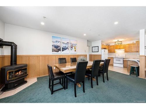 313-1320 Henry Rd, Courtenay, BC - Indoor Photo Showing Dining Room With Fireplace