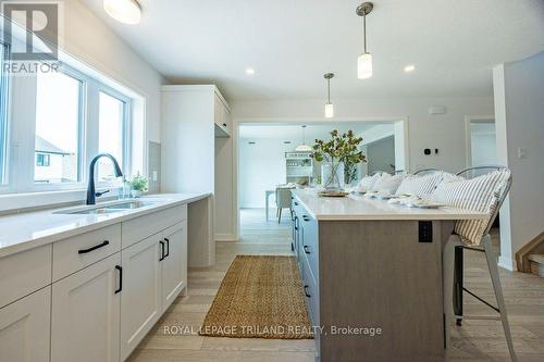 49 White Tail Path, Central Elgin, ON - Indoor Photo Showing Kitchen With Double Sink