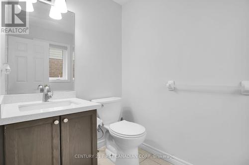 2590 Tokala Trail, London, ON - Indoor Photo Showing Bathroom