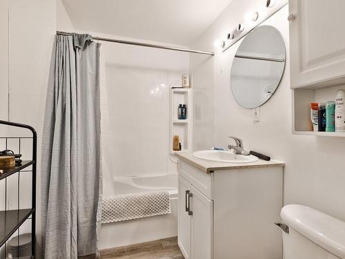 Bathroom - 157  - 159 Rue Robinson S., Granby, QC - Indoor Photo Showing Bathroom