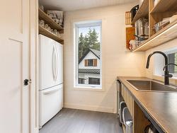 Kitchenette - 