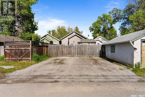 2340 Reynolds Street, Regina, SK - Outdoor