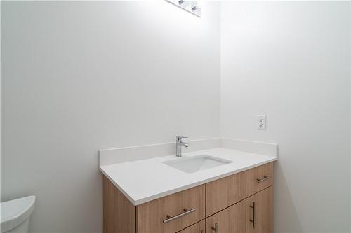 13 Raspberry Lane, Mount Hope, ON - Indoor Photo Showing Bathroom