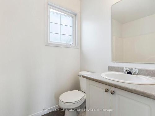 11 Lardner St, Cambridge, ON - Indoor Photo Showing Bathroom