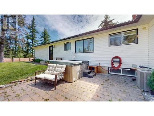 2001 4Th  S Avenue, Cranbrook, BC - Outdoor With Deck Patio Veranda With Exterior