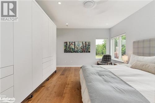 416532 10Th Line, Clarksburg, ON - Indoor Photo Showing Bedroom