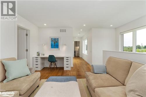 416532 10Th Line, Clarksburg, ON - Indoor Photo Showing Living Room