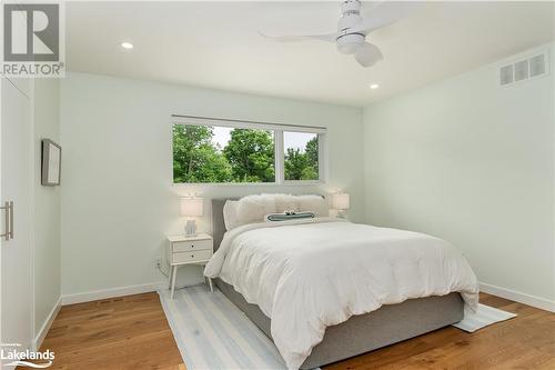 416532 10Th Line, Clarksburg, ON - Indoor Photo Showing Bedroom