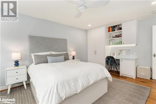 416532 10Th Line, Clarksburg, ON - Indoor Photo Showing Bedroom