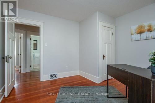 36 Union Street E, Waterloo, ON - Indoor Photo Showing Other Room