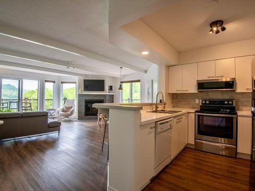 Cuisine - 334-113 Rue Cuttle, Mont-Tremblant, QC - Indoor Photo Showing Kitchen