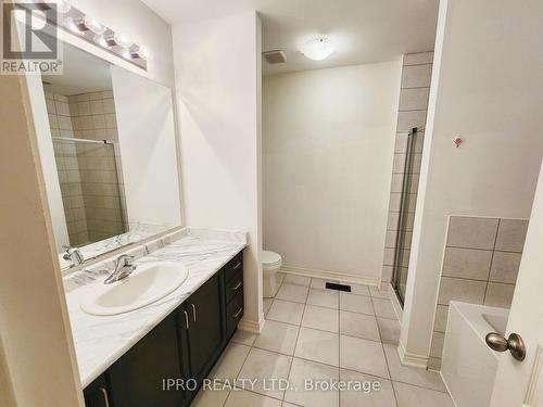 74 Humphrey Street, Hamilton, ON - Indoor Photo Showing Bathroom