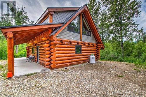 5860 Trans Canada Hwy 1, Malakwa, BC - Outdoor With Exterior