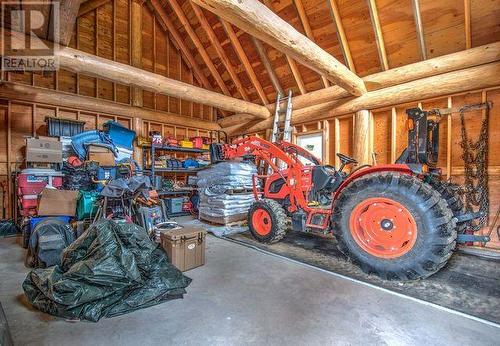 5860 Trans Canada Hwy 1, Malakwa, BC - Indoor Photo Showing Garage