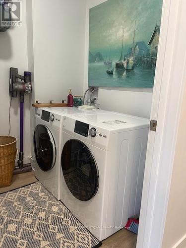 204 - 19B West Street N, Kawartha Lakes, ON - Indoor Photo Showing Laundry Room