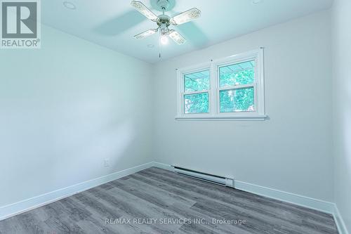 686026 Highway 2, Woodstock, ON - Indoor Photo Showing Other Room