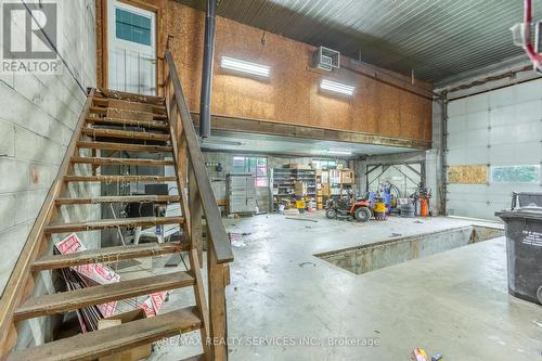 686026 Highway 2, Woodstock, ON - Indoor