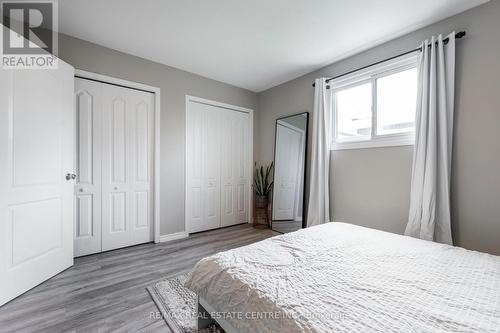 1 Trillium Way, Brantford, ON - Indoor Photo Showing Bedroom