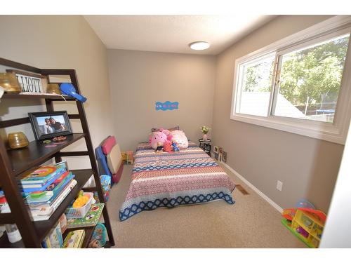 9 Anderson Crescent, Cranbrook, BC - Indoor Photo Showing Bedroom