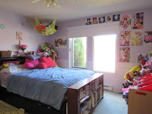 3404 Windsor Place, Castlegar, BC - Indoor Photo Showing Bedroom