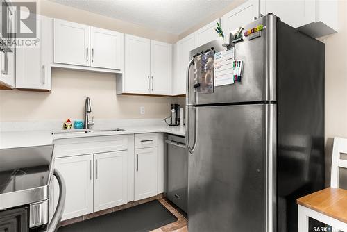 3870 7Th Avenue E, Regina, SK - Indoor Photo Showing Kitchen With Stainless Steel Kitchen
