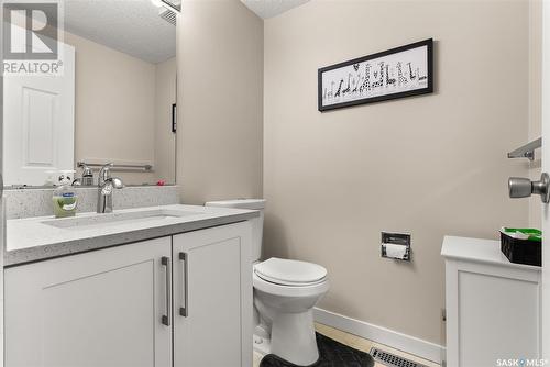 3870 7Th Avenue E, Regina, SK - Indoor Photo Showing Bathroom