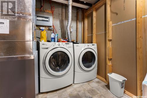 3870 7Th Avenue E, Regina, SK - Indoor Photo Showing Laundry Room