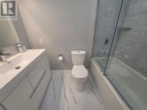 1 774 Kalum Lake Road, Terrace, BC - Indoor Photo Showing Bathroom