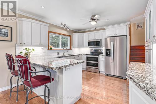 239 Oxbow Park Road, Wasaga Beach, ON - Indoor Photo Showing Kitchen With Stainless Steel Kitchen With Upgraded Kitchen