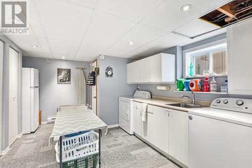 239 Oxbow Park Road, Wasaga Beach, ON - Indoor Photo Showing Laundry Room