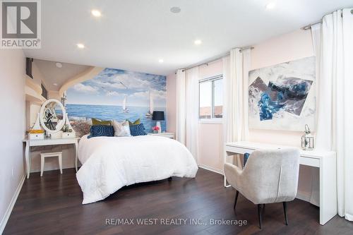 6095 Rowers Crescent, Mississauga, ON - Indoor Photo Showing Bedroom