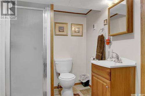 904 Qu'Appelle Avenue, Cupar, SK - Indoor Photo Showing Bathroom