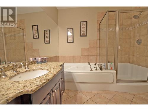 3460 Parkway Road Unit# A202 Lot# Mabel Lake, Enderby, BC - Indoor Photo Showing Bathroom