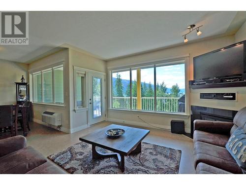 3460 Parkway Road Unit# A202 Lot# Mabel Lake, Enderby, BC - Indoor Photo Showing Living Room