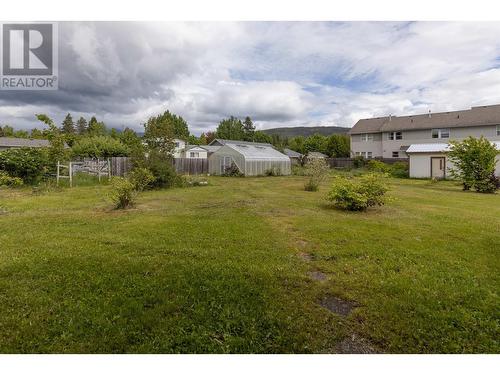 4826 Lazelle Avenue, Terrace, BC - Outdoor