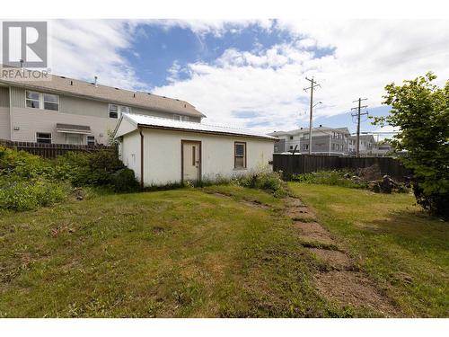 4826 Lazelle Avenue, Terrace, BC - Outdoor