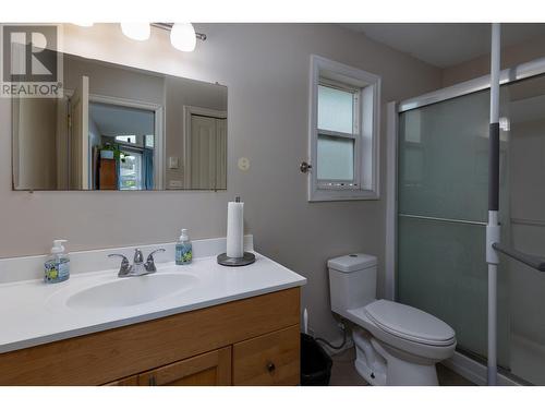 4826 Lazelle Avenue, Terrace, BC - Indoor Photo Showing Bathroom