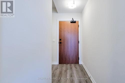 601 - 121 Highway 8 E, Hamilton, ON - Indoor Photo Showing Other Room