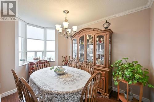 Ph 07 - 30 Malta Avenue, Brampton, ON - Indoor Photo Showing Dining Room