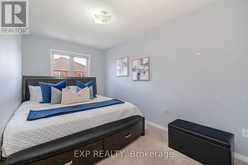 95 Heartview Road, Brampton, ON - Indoor Photo Showing Bedroom