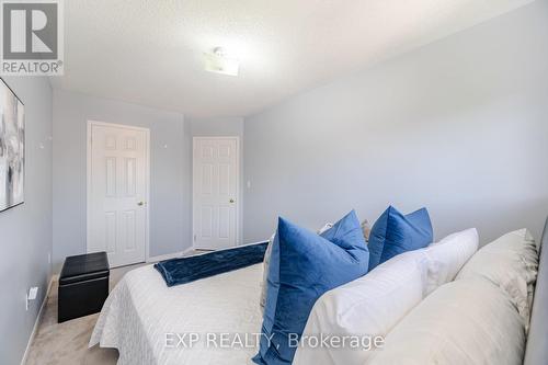 95 Heartview Road, Brampton, ON - Indoor Photo Showing Bedroom