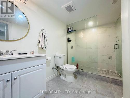 1773 Badgley Drive, Oshawa, ON - Indoor Photo Showing Bathroom