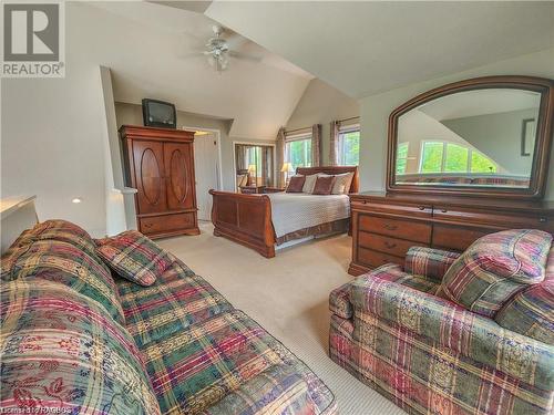 35 Devils Glen Road, Northern Bruce Peninsula, ON - Indoor Photo Showing Bedroom